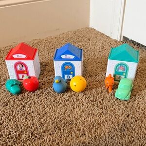 Ms. Rachel Learning Stacking Houses